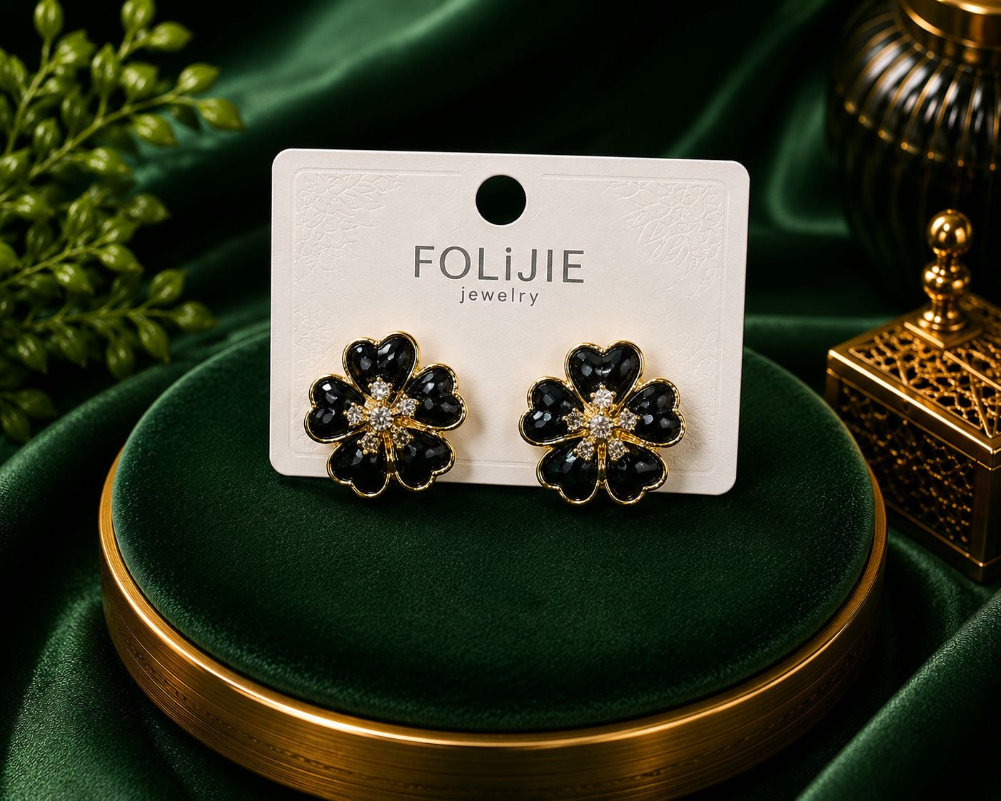 Flowers studs